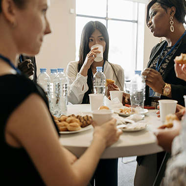 How Salespeople Can Make Real Connections at Networking Events